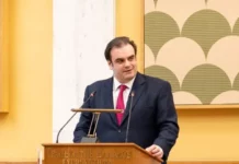 Πιερρακάκης: Στρατηγική σύμπραξη για τη χώρα η συνεργασία με την ΕΤΕπ