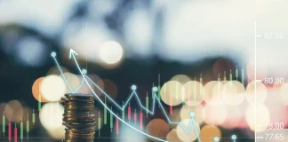 ΤτΕ: Ισχυρή ανάπτυξη για την Ελλάδα, νέες ανησυχίες από πληθωρισμό και ενέργεια