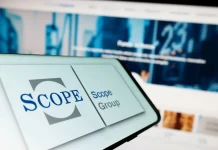 Scope: Το ελληνικό χρέος πέφτει στο 107% του ΑΕΠ έως το 2031 – Καλύτερη επίδοση από Ιταλία, Γαλλία και Βέλγιο