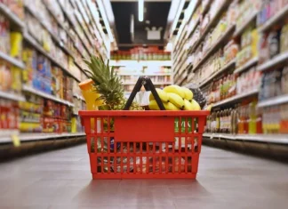 «Βουτιά» έως 44% στις τιμές: Ποια προϊόντα μπαίνουν στο μεγάλο κύμα μειώσεων – 9 στα 10 σχολικά με μείωση 10% και άνω
