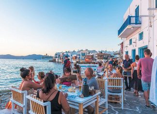 Τουρισμός: Πλεόνασμα 11,24 δισ. ευρώ στο επτάμηνο – Άλμα 12% στις ταξιδιωτικές εισπράξεις